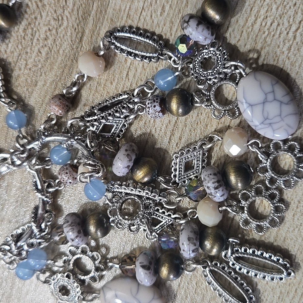 Handmade Silver Tone Filigree Stone Beads AB Crystals Beaded Dangle Necklace💫 - Picture 2 of 6